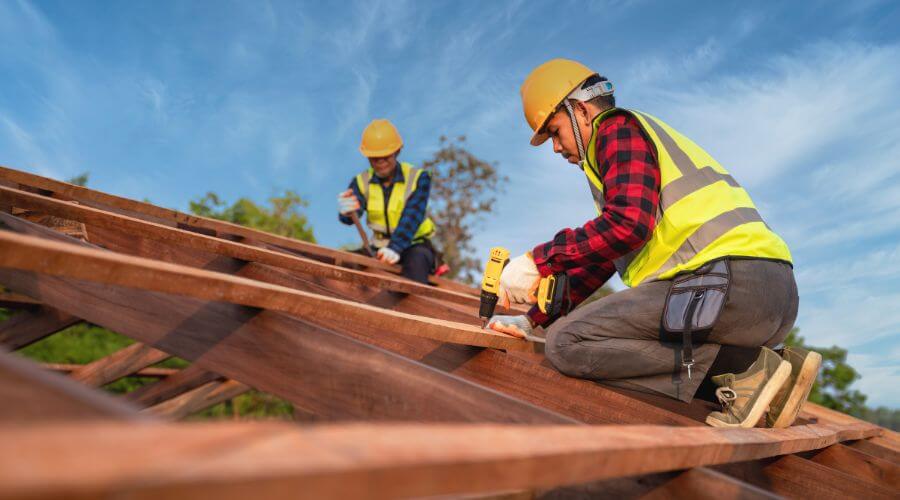 Professional Flat Roofing Installation services in South Webster, OH